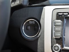 2013款 2.0TSI DSG 豪华型