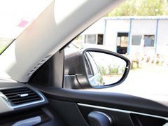 2013款 2.0TSI DSG 豪华型