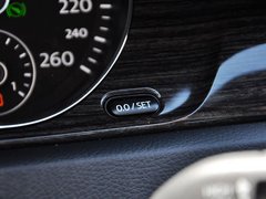 2013款 2.0TSI DSG 豪华型