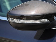 2013款 2.0TSI DSG 豪华型