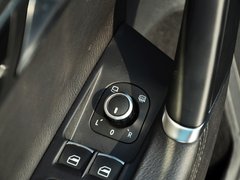 2013款 1.8TSI DSG 豪华型