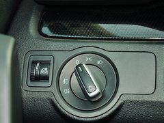 2013款 1.8TSI DSG 豪华型