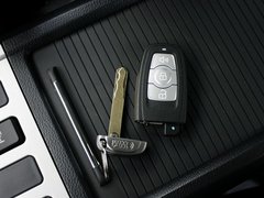 2013款 升级版 1.5T 手动 两驱精英型 5座