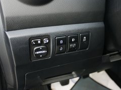 2013款 升级版 1.5T 手动 两驱精英型 5座