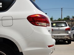 2013款 升级版 1.5T 手动 两驱精英型 5座
