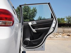 2013款 升级版 1.5T 手动 两驱精英型 5座