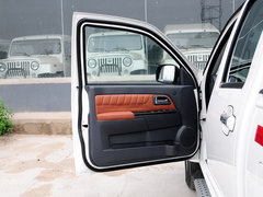 2013款 2.4L 手动 欧洲版 四驱领航型小双排