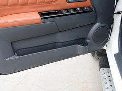 2013款 2.4L 手动 欧洲版 四驱领航型小双排