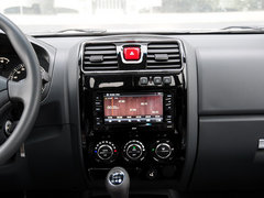2013款 2.4L 手动 欧洲版 四驱领航型小双排