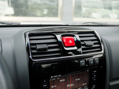 2013款 2.4L 手动 欧洲版 四驱领航型小双排