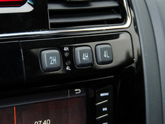 2013款 2.4L 手动 欧洲版 四驱领航型小双排