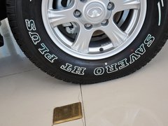2013款 2.4L 手动 汽油4G69两驱小双精英型