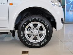 2013款 2.4L 手动 汽油4G69两驱小双精英型