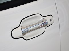 2013款 2.4L 手动 汽油4G69两驱小双精英型
