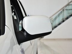 2013款 2.4L 手动 汽油4G69两驱小双精英型