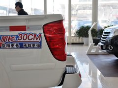 2013款 2.4L 手动 汽油4G69两驱小双精英型