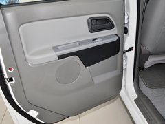 2013款 2.4L 手动 汽油4G69两驱小双精英型