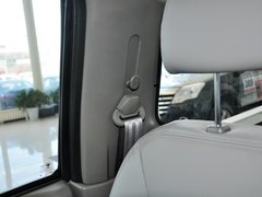 2013款 2.4L 手动 汽油4G69两驱小双精英型