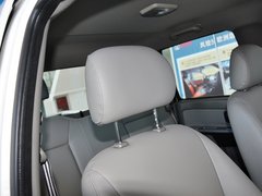2013款 2.4L 手动 汽油4G69两驱小双精英型