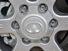 2013款 2.4L 手动 汽油4G69两驱小双精英型