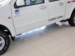 2013款 2.4L 手动 汽油4G69两驱小双精英型