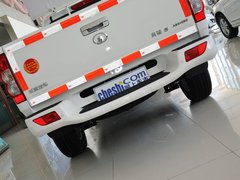 2013款 2.4L 手动 汽油4G69两驱小双精英型