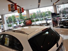 2014款 2.4L 自动 旗舰版 7座