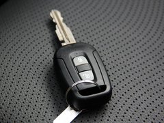 2014款 2.4L 自动 旗舰版 7座