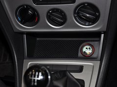 2013款 1.6L 手动 风尚型