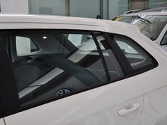 2013款 1.6L 手动 风尚型
