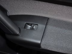2013款 1.6L 手动 风尚型