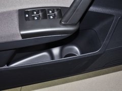 2013款 1.6L 手动 风尚型