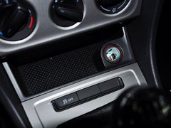 2013款 1.6L 手动 风尚型