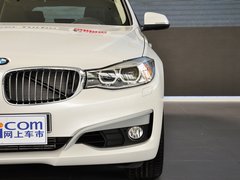 2013款 320i 2.0T 自动 风尚设计套装