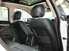 2013款 320i 2.0T 自动 风尚设计套装