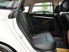 2013款 320i 2.0T 自动 风尚设计套装