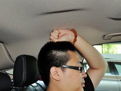 2013款 320i 2.0T 自动 风尚设计套装