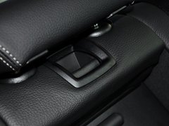 2013款 320i 2.0T 自动 风尚设计套装
