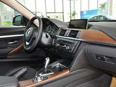 2013款 320i 2.0T 自动 风尚设计套装