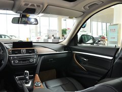 2013款 320i 2.0T 自动 风尚设计套装