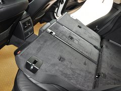 2013款 320i 2.0T 自动 风尚设计套装