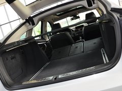 2013款 320i 2.0T 自动 风尚设计套装