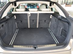 2013款 320i 2.0T 自动 风尚设计套装
