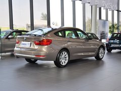 2013款 320i 2.0T 自动 风尚设计套装