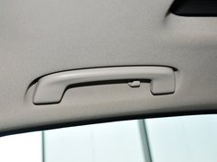 2013款 320i 2.0T 自动 风尚设计套装