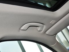 2013款 320i 2.0T 自动 风尚设计套装