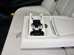 2013款 320i 2.0T 自动 风尚设计套装