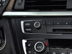 2013款 320i 2.0T 自动 风尚设计套装
