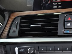 2013款 320i 2.0T 自动 风尚设计套装