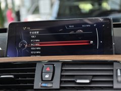 2013款 320i 2.0T 自动 风尚设计套装